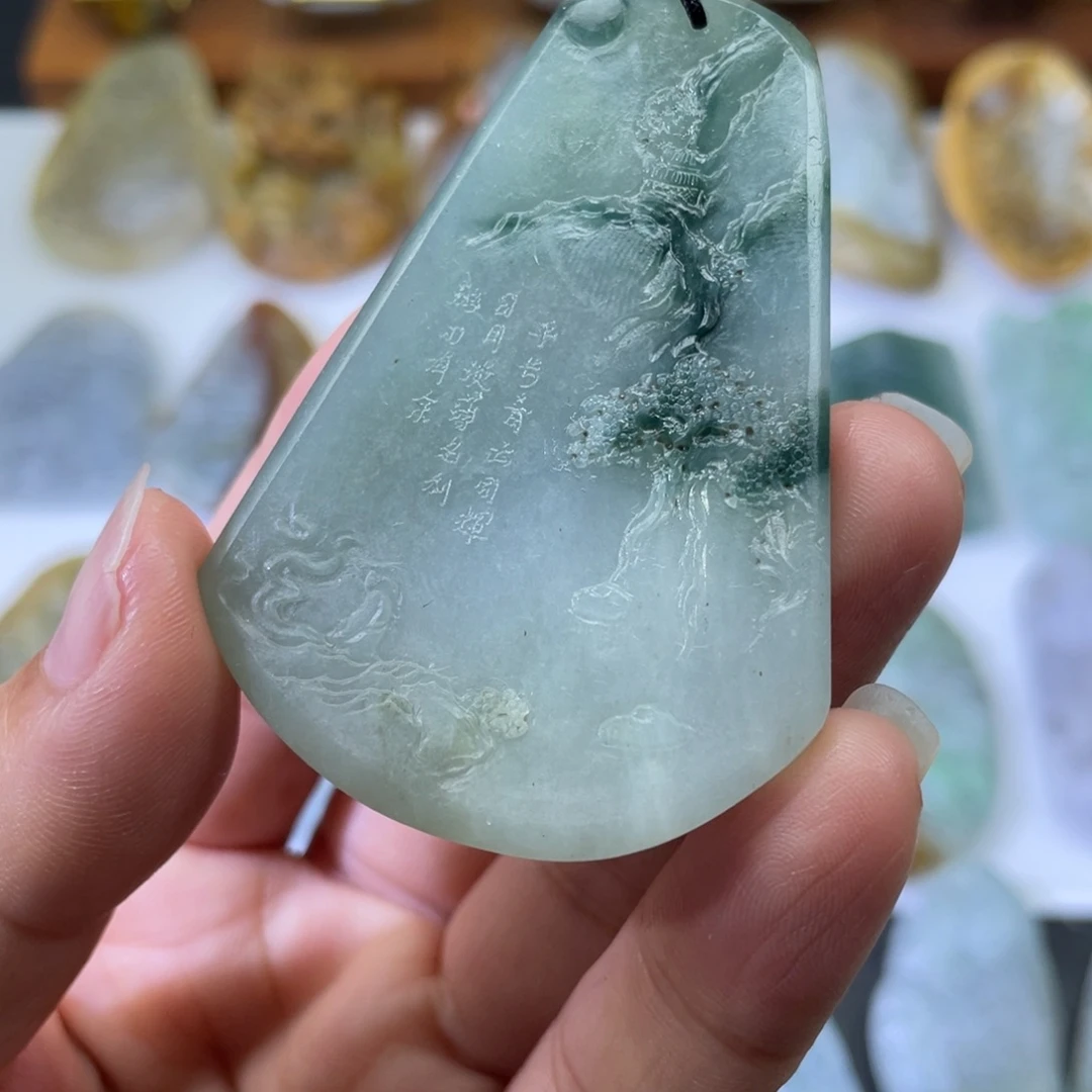 定制翡翠未镶嵌山水