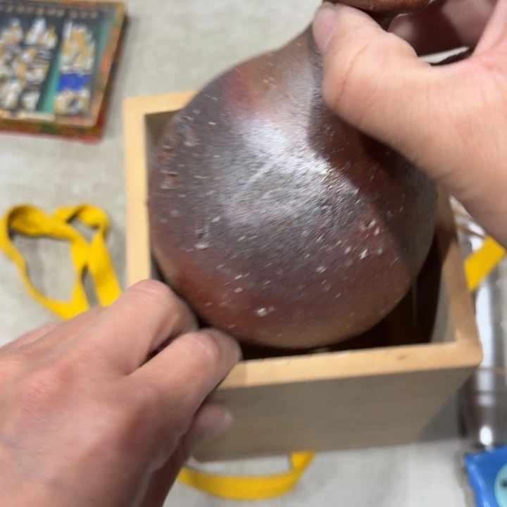 平***奇瓷器及陶器及其他