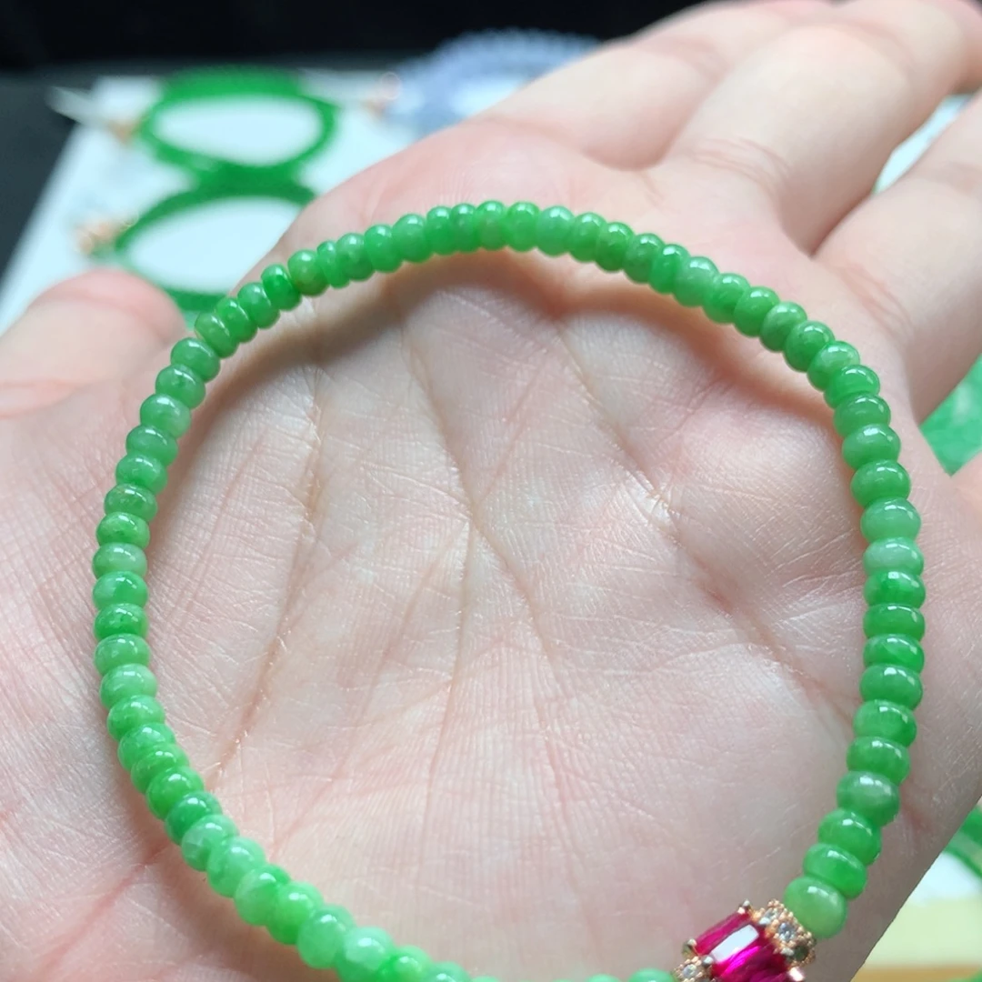 翡翠未镶嵌手链翡翠