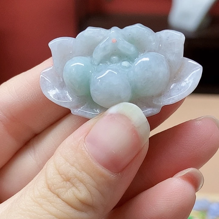 翡翠未镶嵌颈饰吊坠