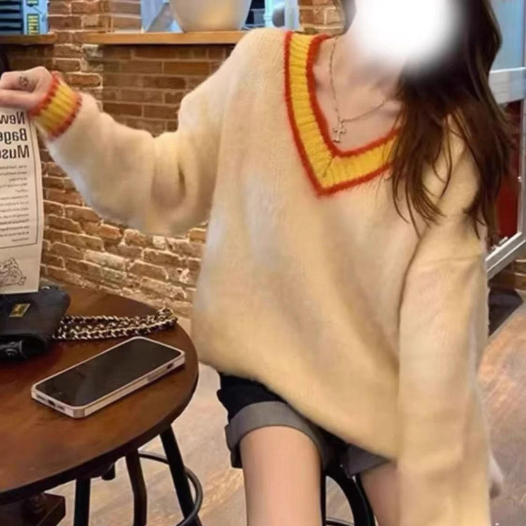胖鹅张~"劈里啪啦有静电"慵懒感软糯V领撞色针织上衣#6049