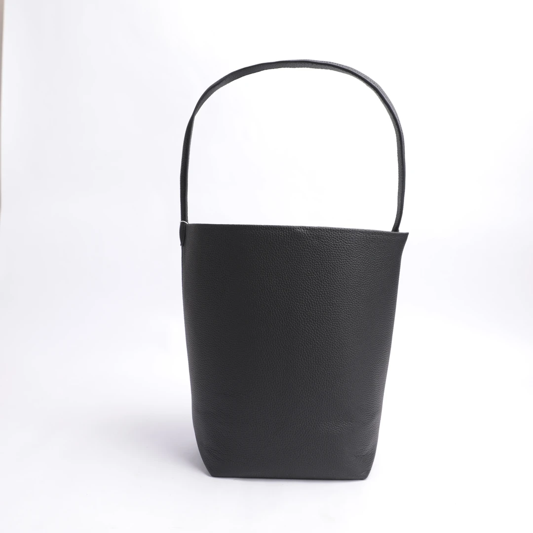 时代品牌时尚手拎包简约水桶包百搭单肩包真皮女包送给妈妈M10471