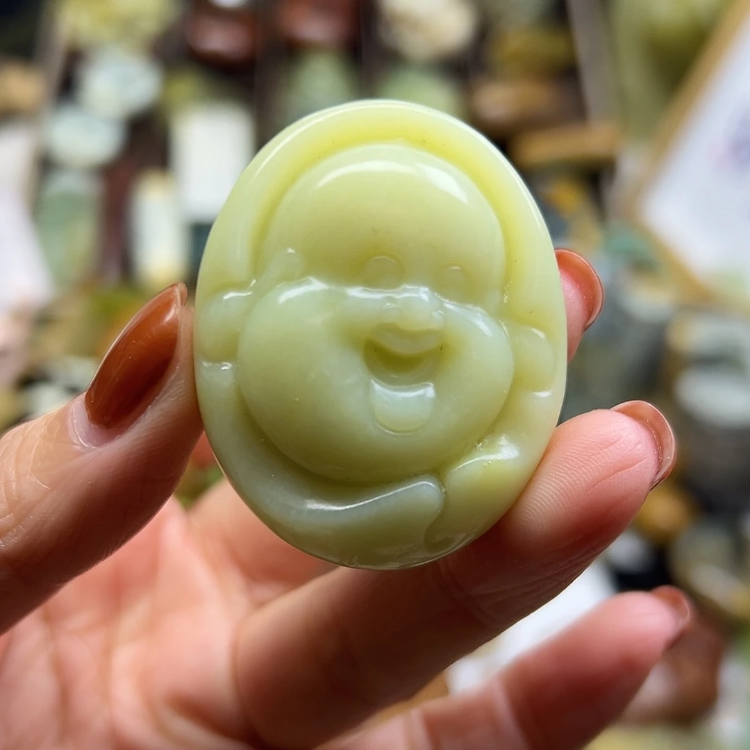 岫玉未镶嵌颈饰辽阳料笑佛