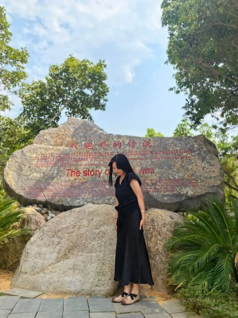 南油小何高端女装显瘦显瘦小香风时尚休闲套装