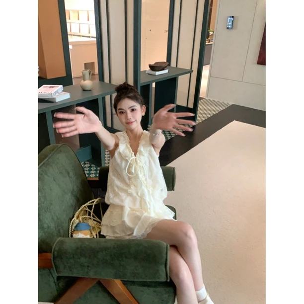 赵小小【超漂亮】蕾丝刺绣飘带无袖吊带上衣+显瘦不规则半身裙28398