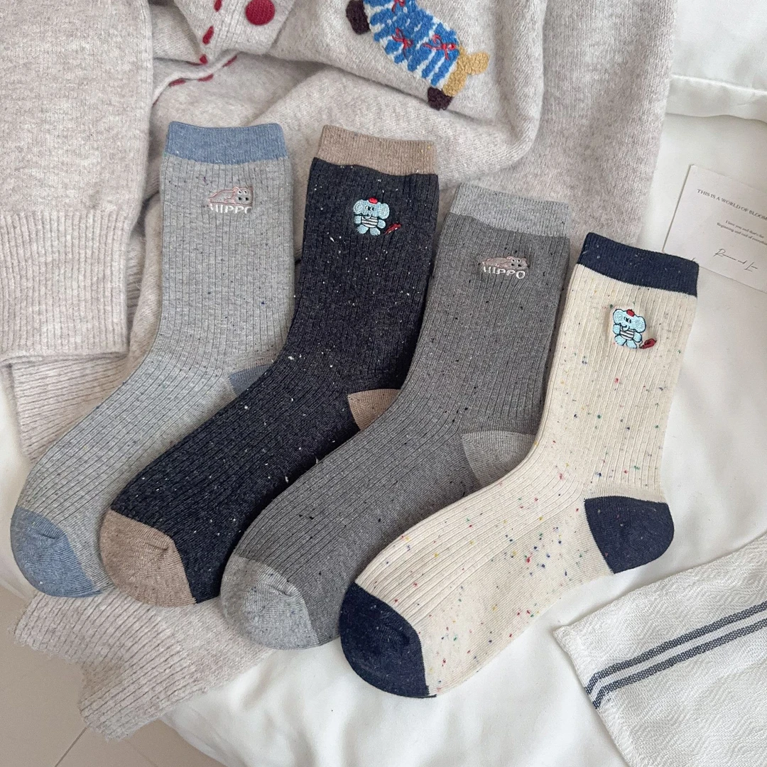 袜子女秋季新款中筒袜日系可爱刺绣点点纱撞色韩版堆堆袜