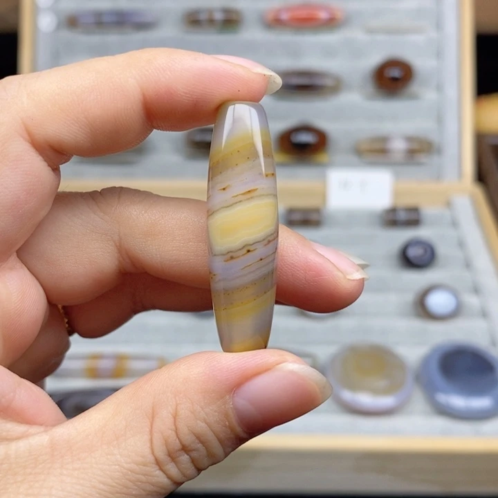 未镶嵌玛瑙/玉髓珠宝奇石