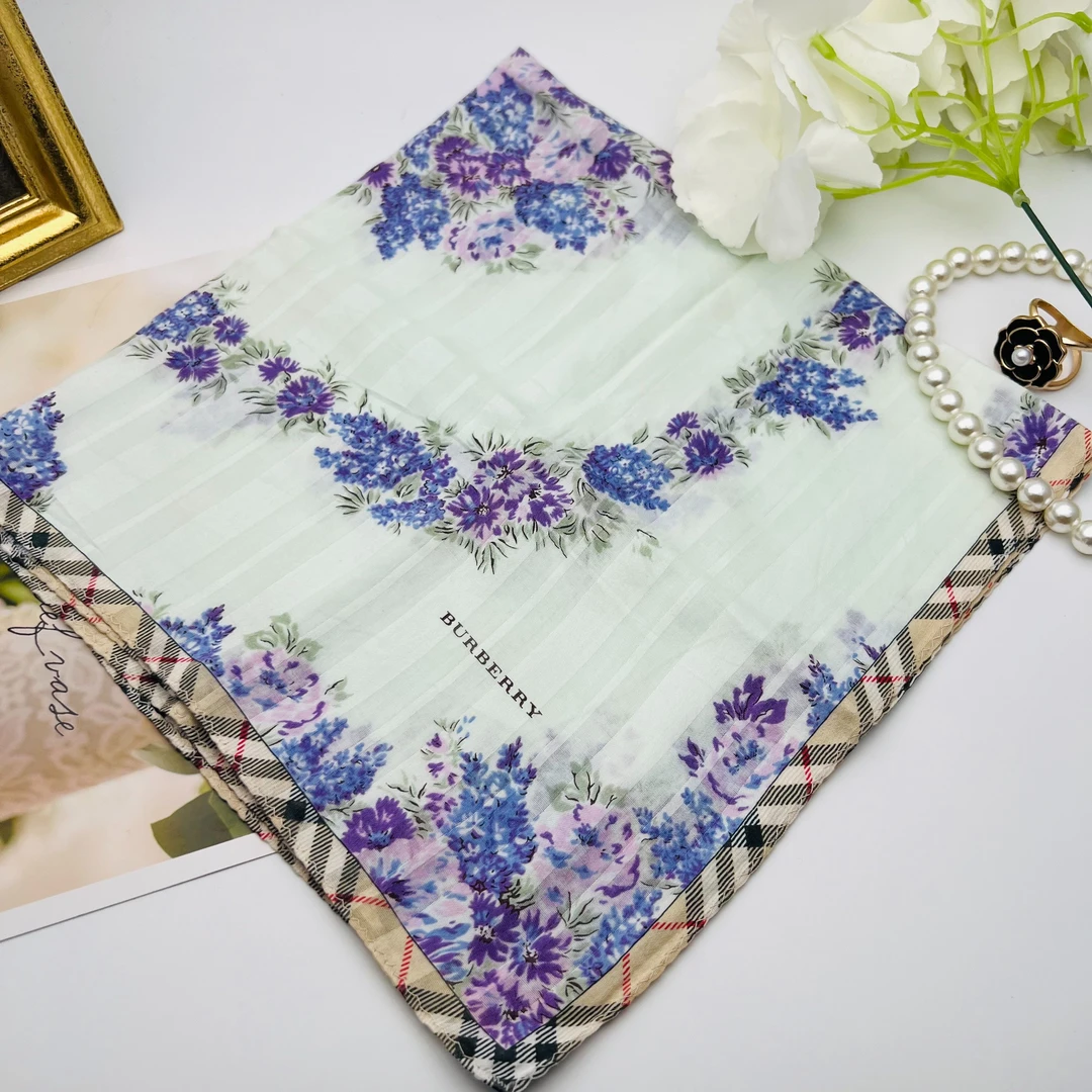 95新 BURBERRY/博柏利 海囤 巴宝莉 丝巾/yy00975