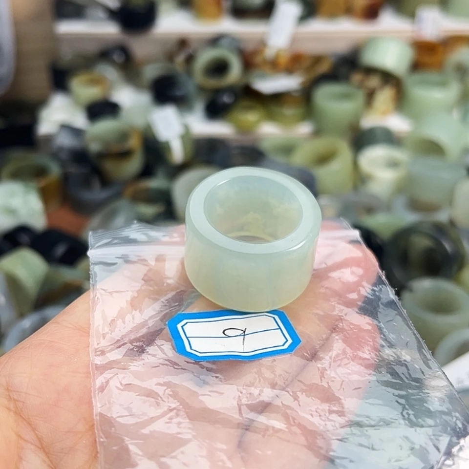 【闪购商品】蛇纹石玉合金戒指?****?