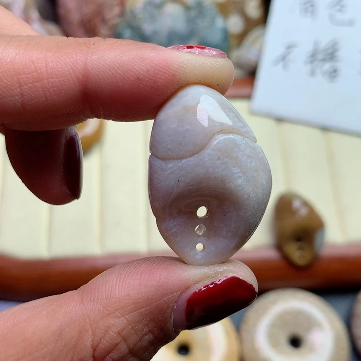 硅化珊瑚(珊瑚玉)颈饰未镶嵌