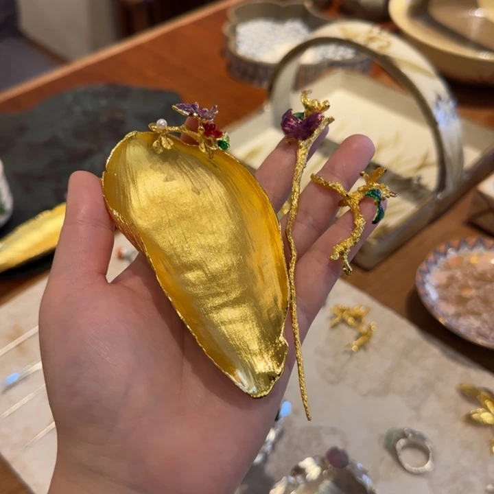 瓷片欢**宝哈哈哈哈哈哈哈哈哈