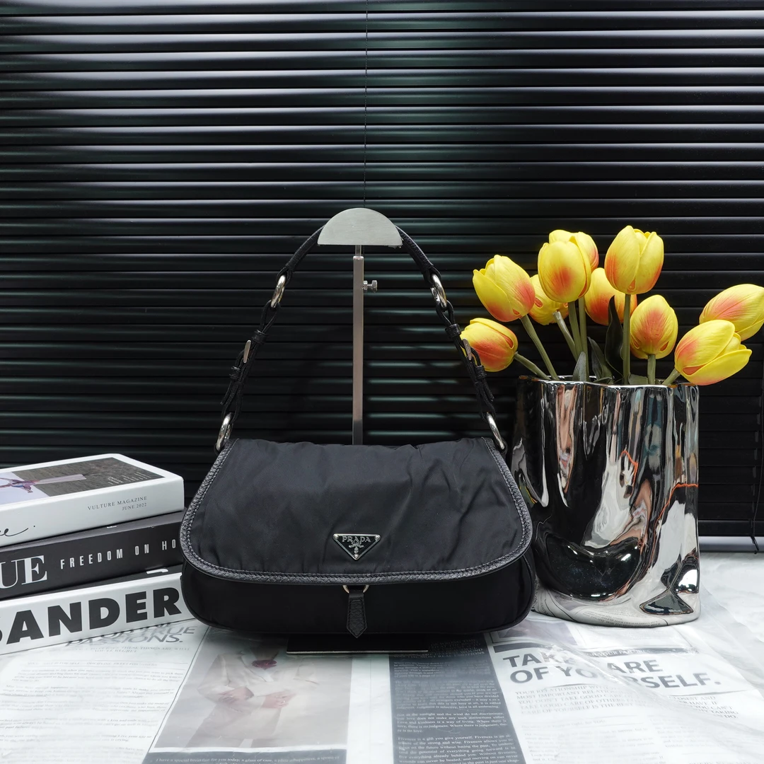 95新 Prada/普拉达 单肩包/T10251768
