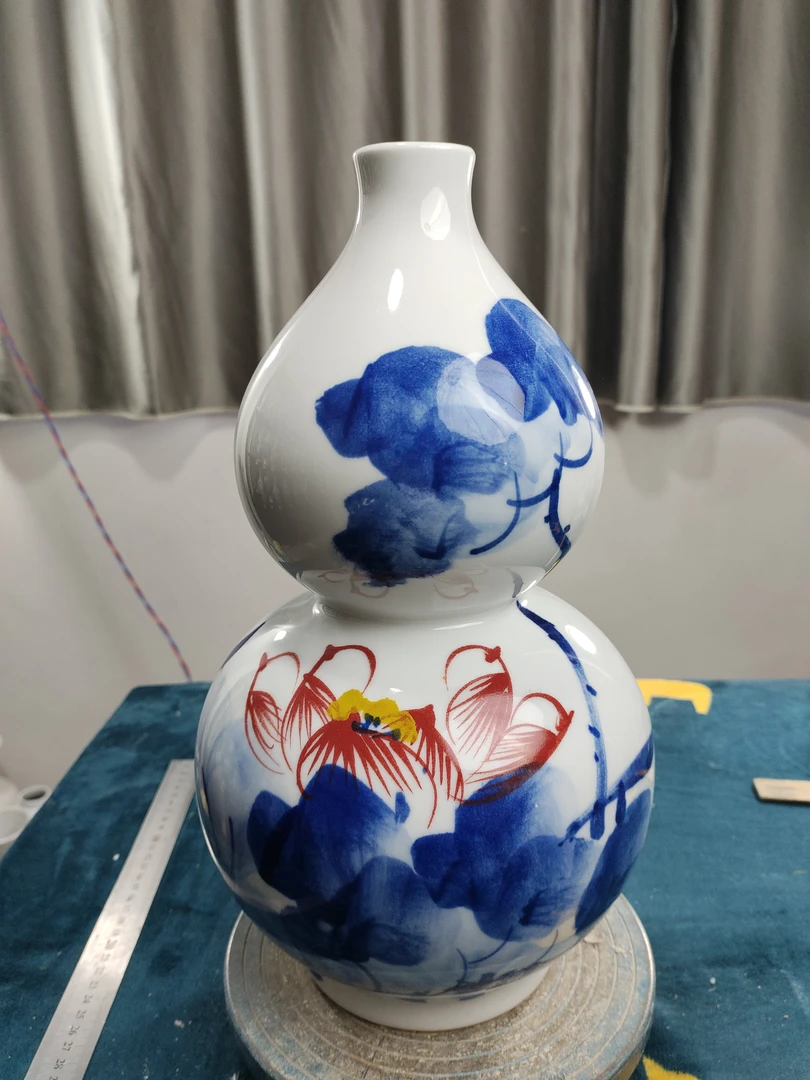 景德镇陶瓷手绘青花釉里红荷花葫芦瓶手绘花瓶高35宽20口4厘米