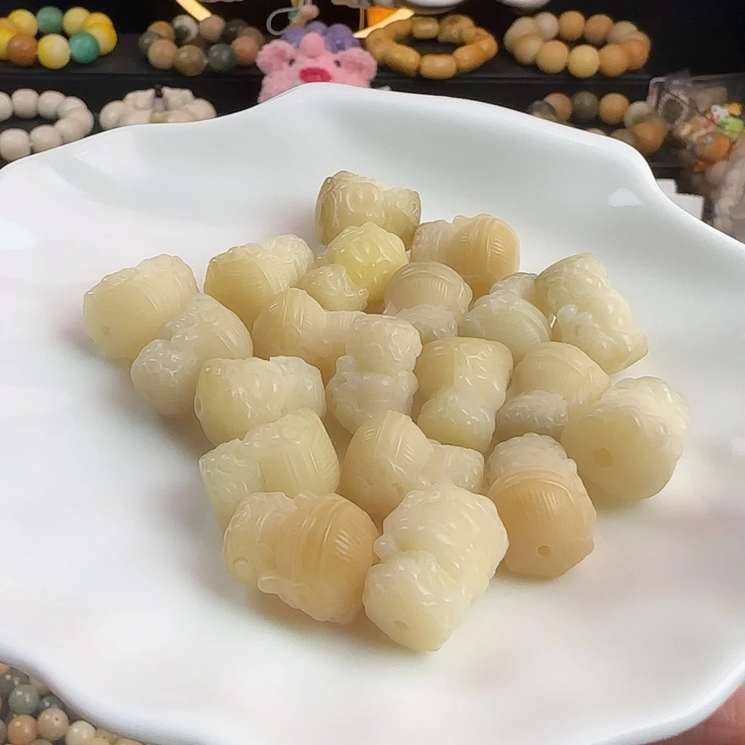 菩提根/象牙果手串卡18-20度母100颗