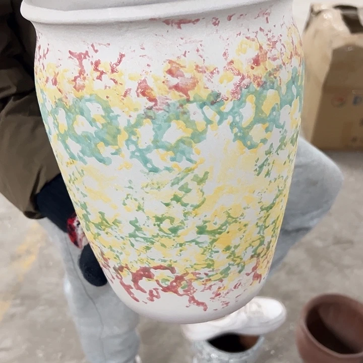 高度27厘米口20厘米