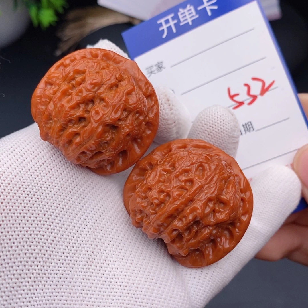 文玩核桃把件39血麒麟532