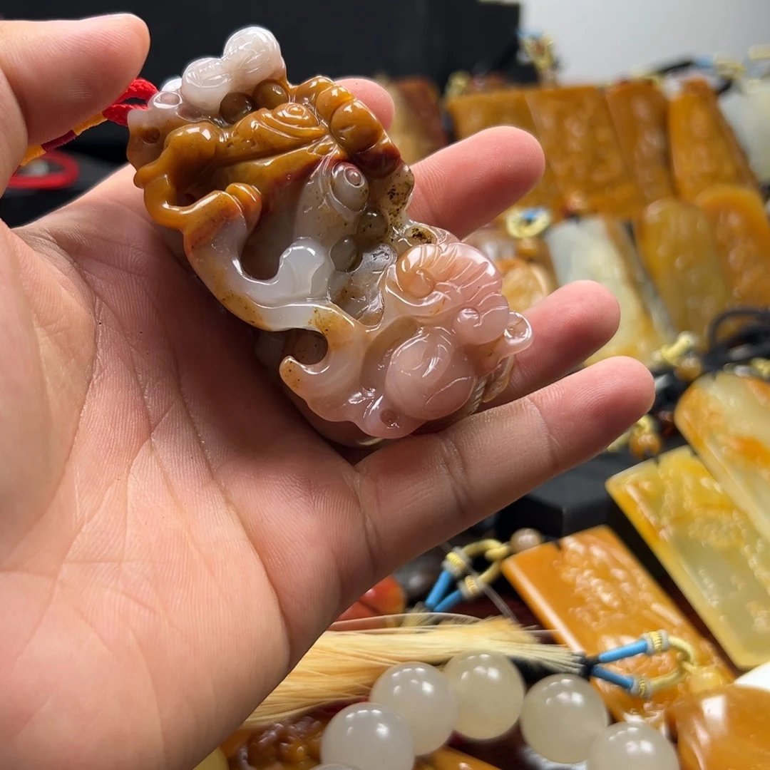 石英质玉（黄龙玉）未镶嵌多选发其一