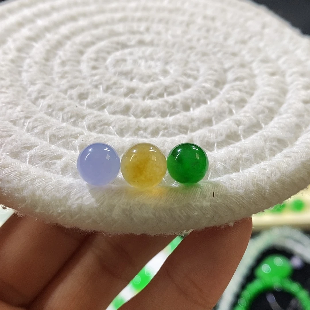 未镶嵌挂件翡翠一组珠珠