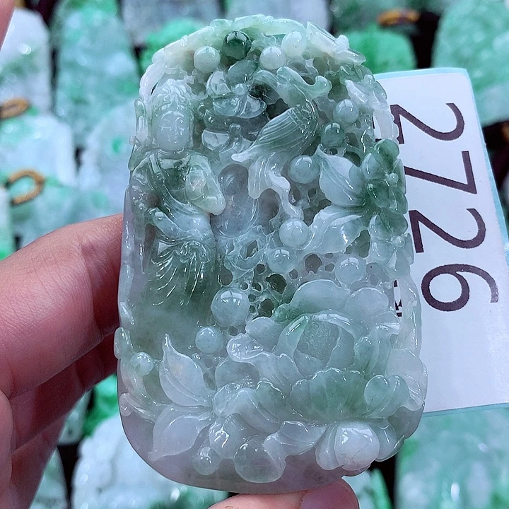 吊坠(不含链)未镶嵌翡翠