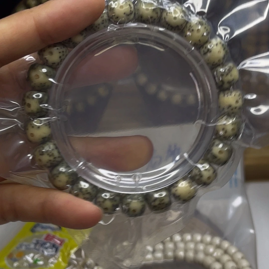 星月菩提手串星月绿包白大眼睛