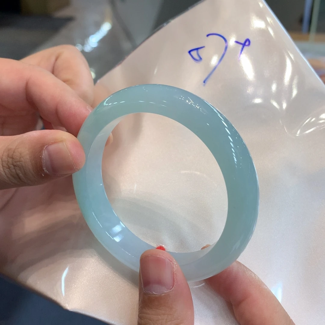 翡翠未镶嵌手镯手镯