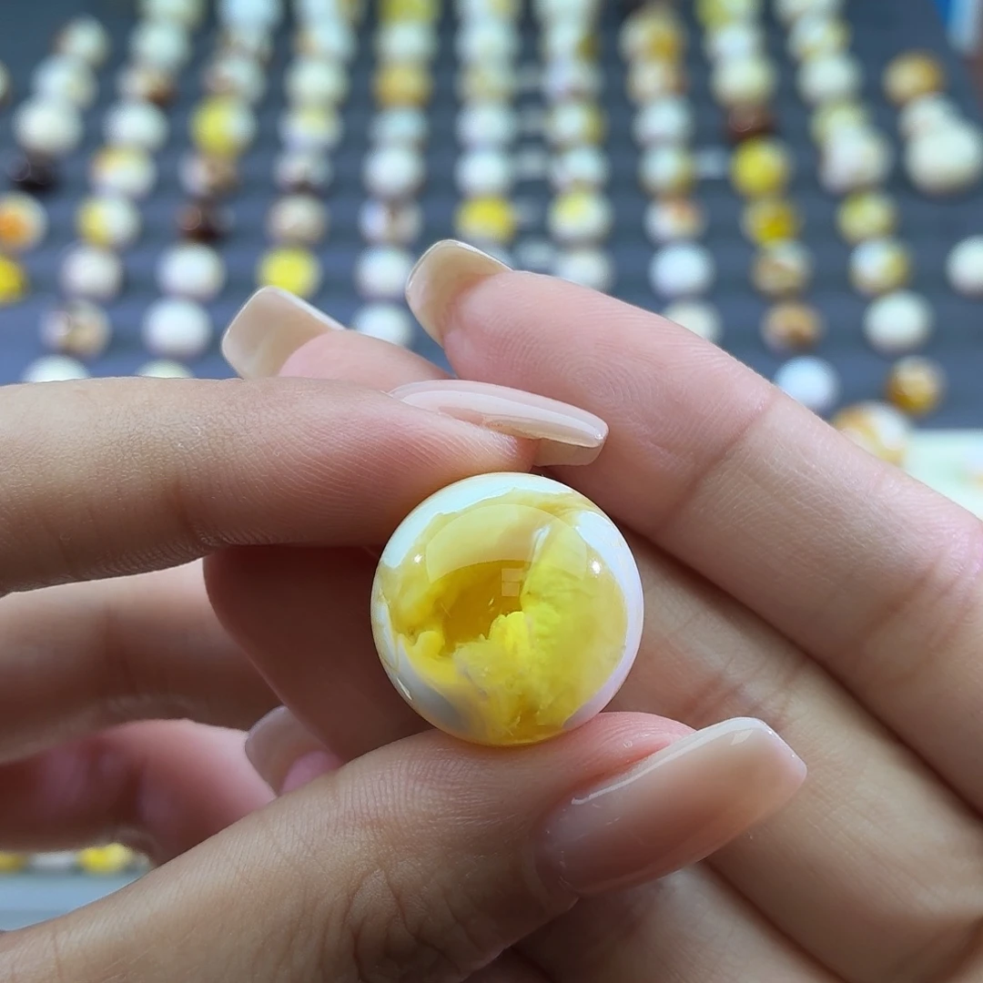琥珀未镶嵌裸石19.5mm