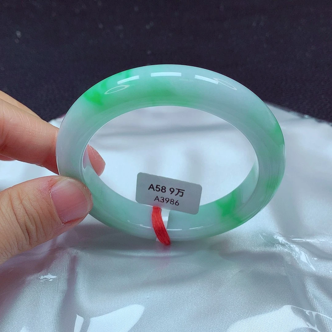 翡翠手镯未镶嵌手镯58