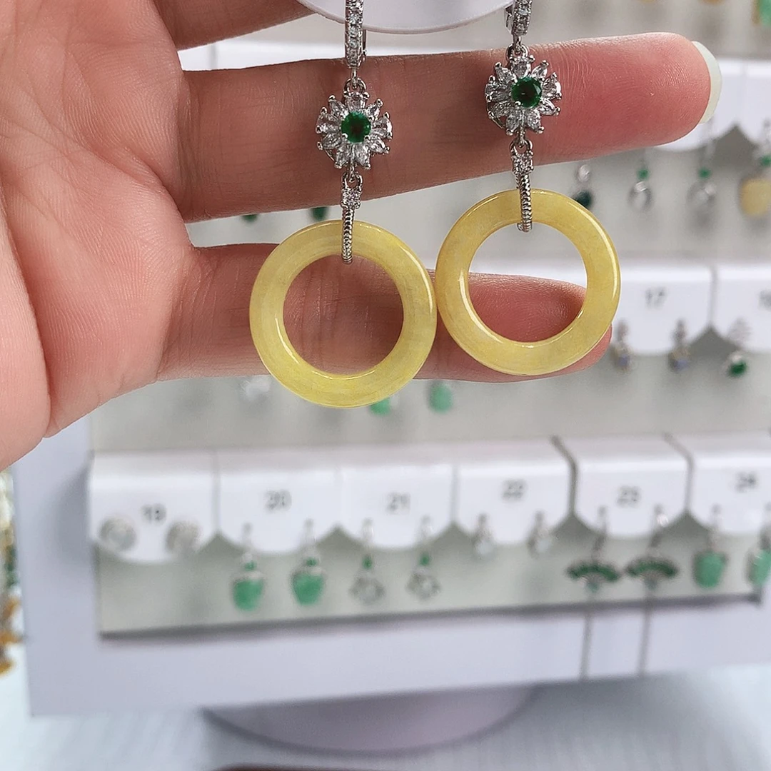 翡翠未镶嵌耳饰66