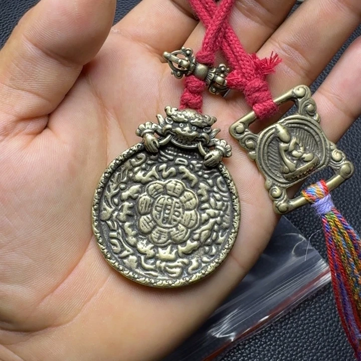 戴***郎泥塑藏式风格九宫格..