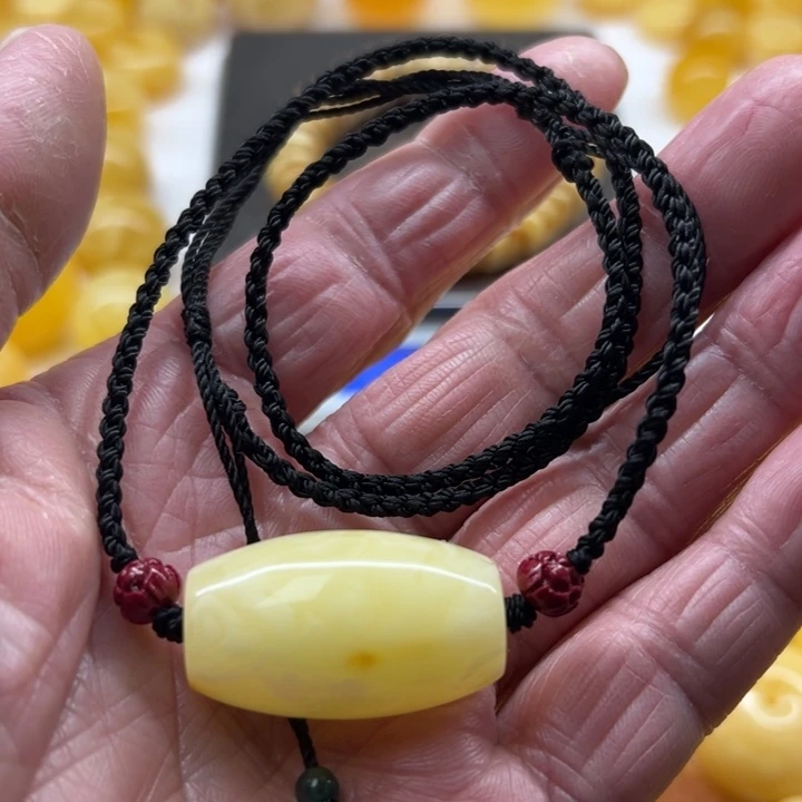 琥珀未镶嵌裸石原矿