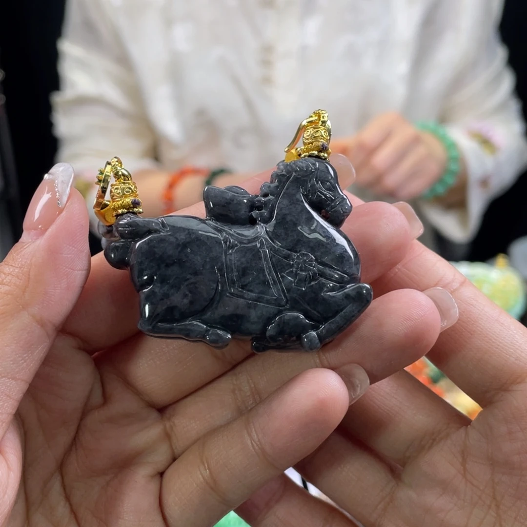 翡翠颈饰未镶嵌代编织