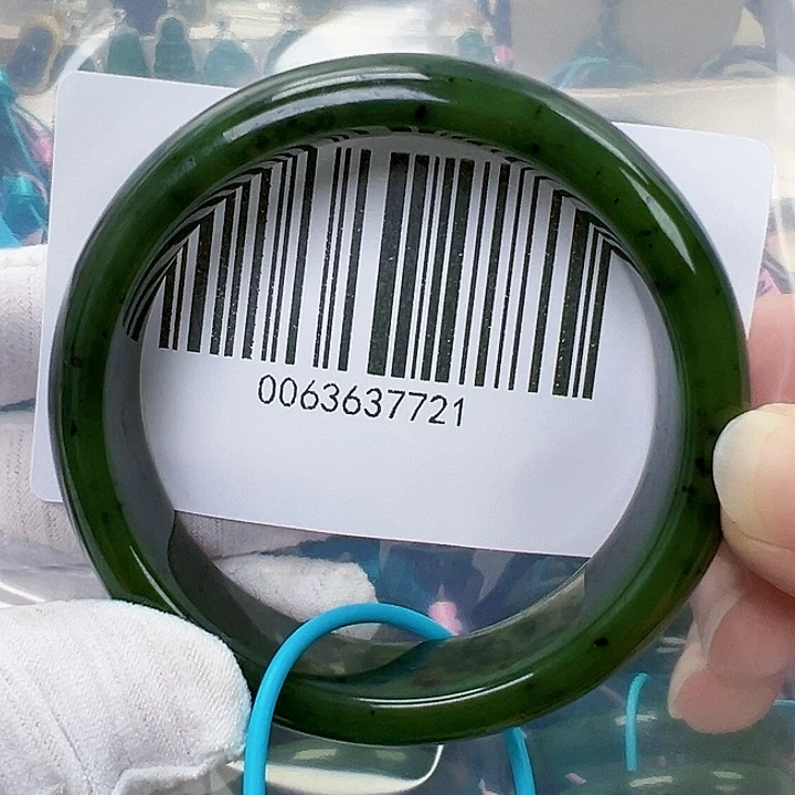 和田玉未镶嵌手镯58