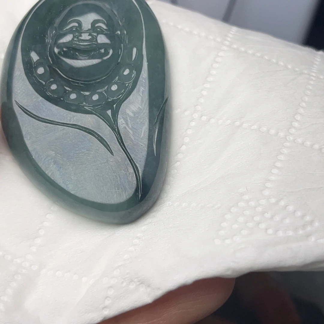 翡翠未镶嵌颈饰挂件