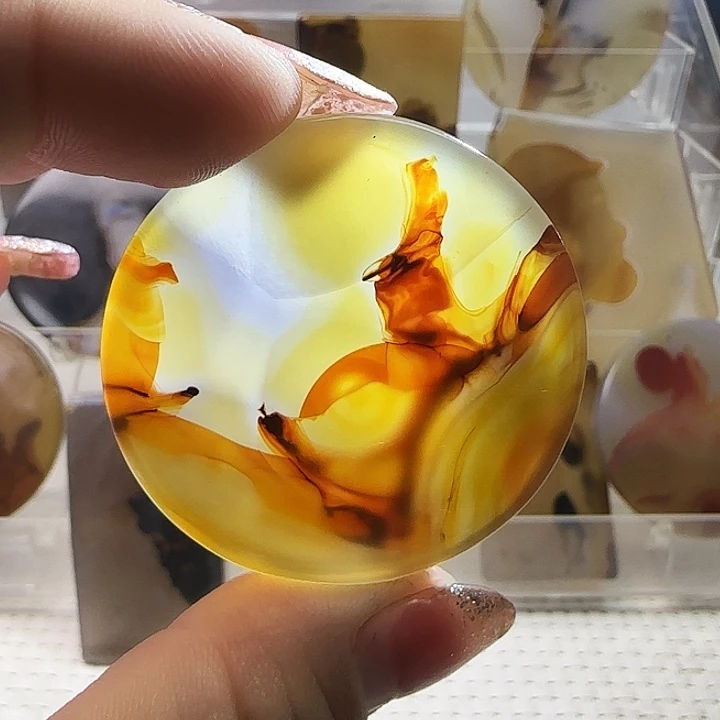 玛瑙/玉髓未镶嵌珠宝奇石