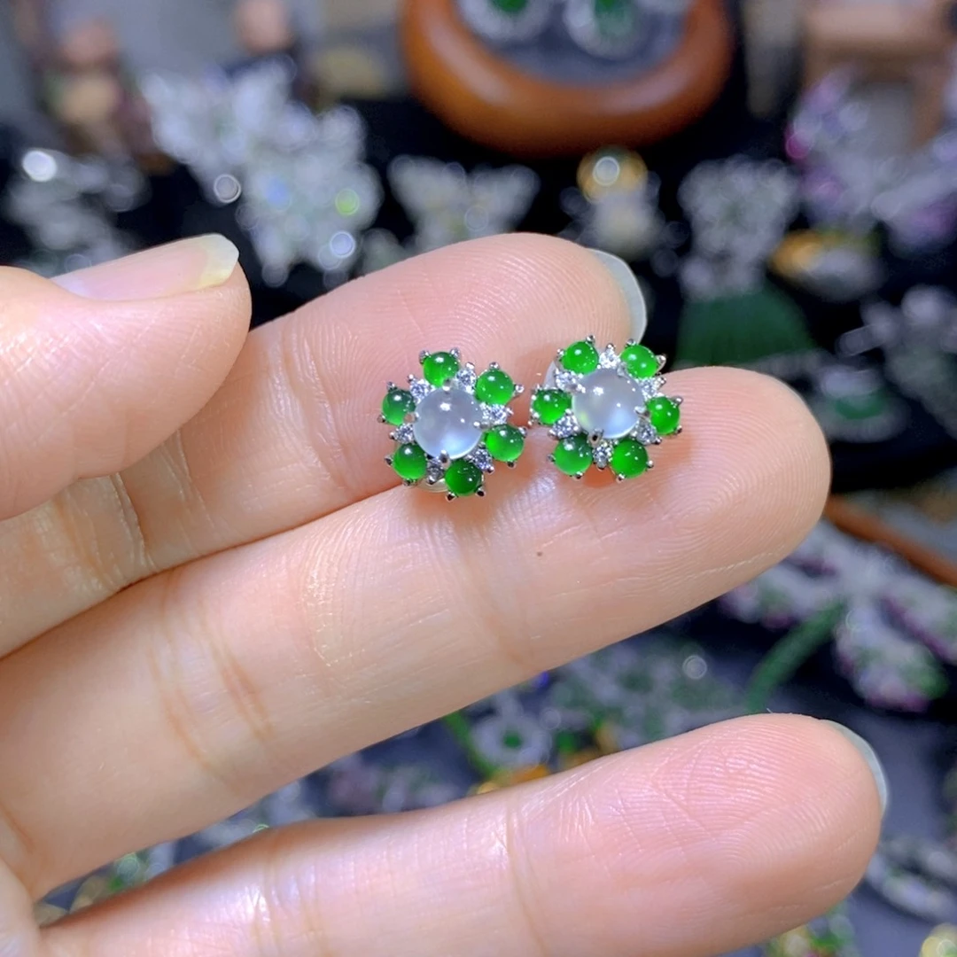 翡翠颈饰银S925镶嵌天然翡翠