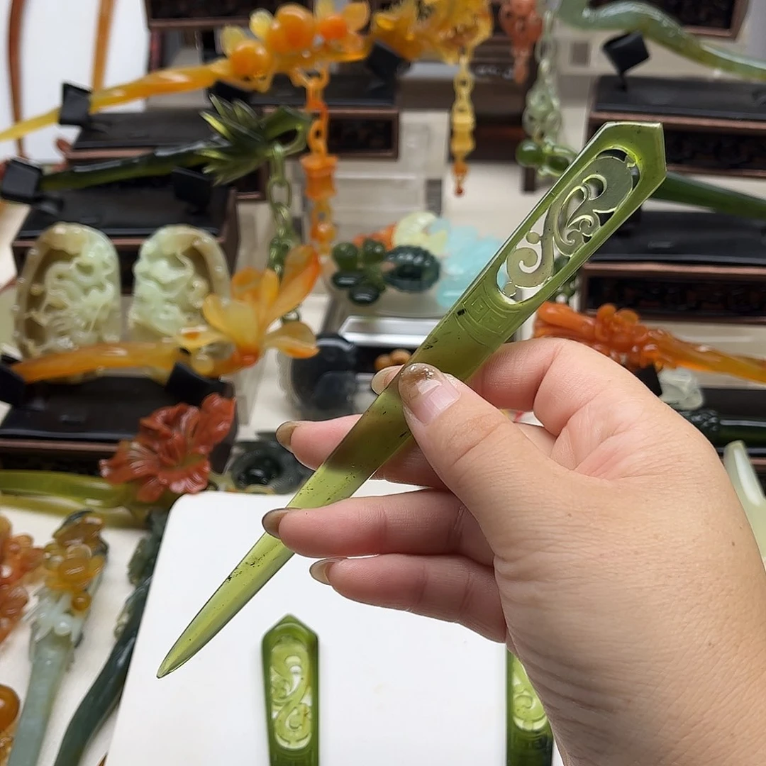 蛇纹石玉岫玉发簪未镶嵌包*