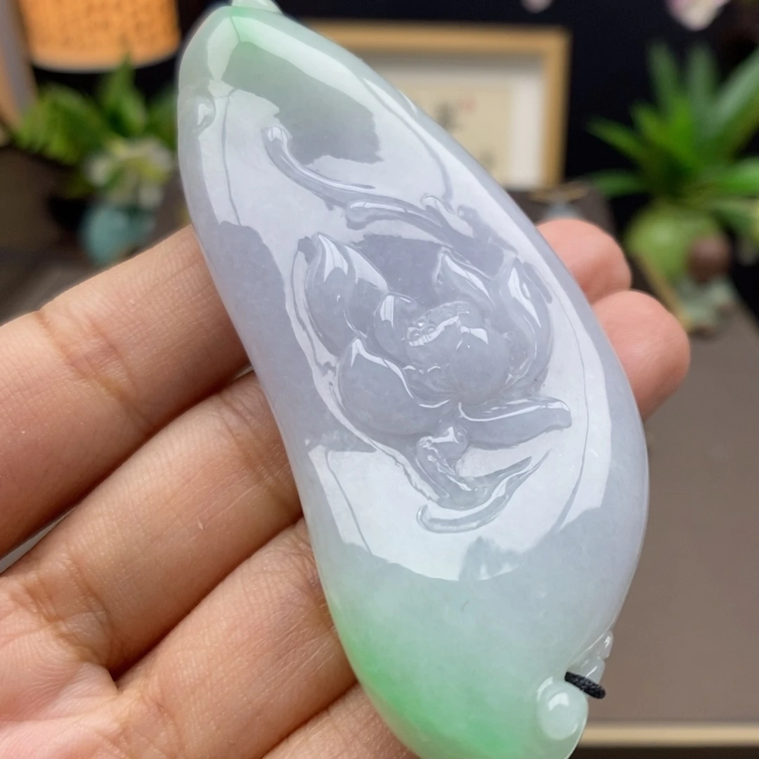 翡翠未镶嵌颈饰吊坠70