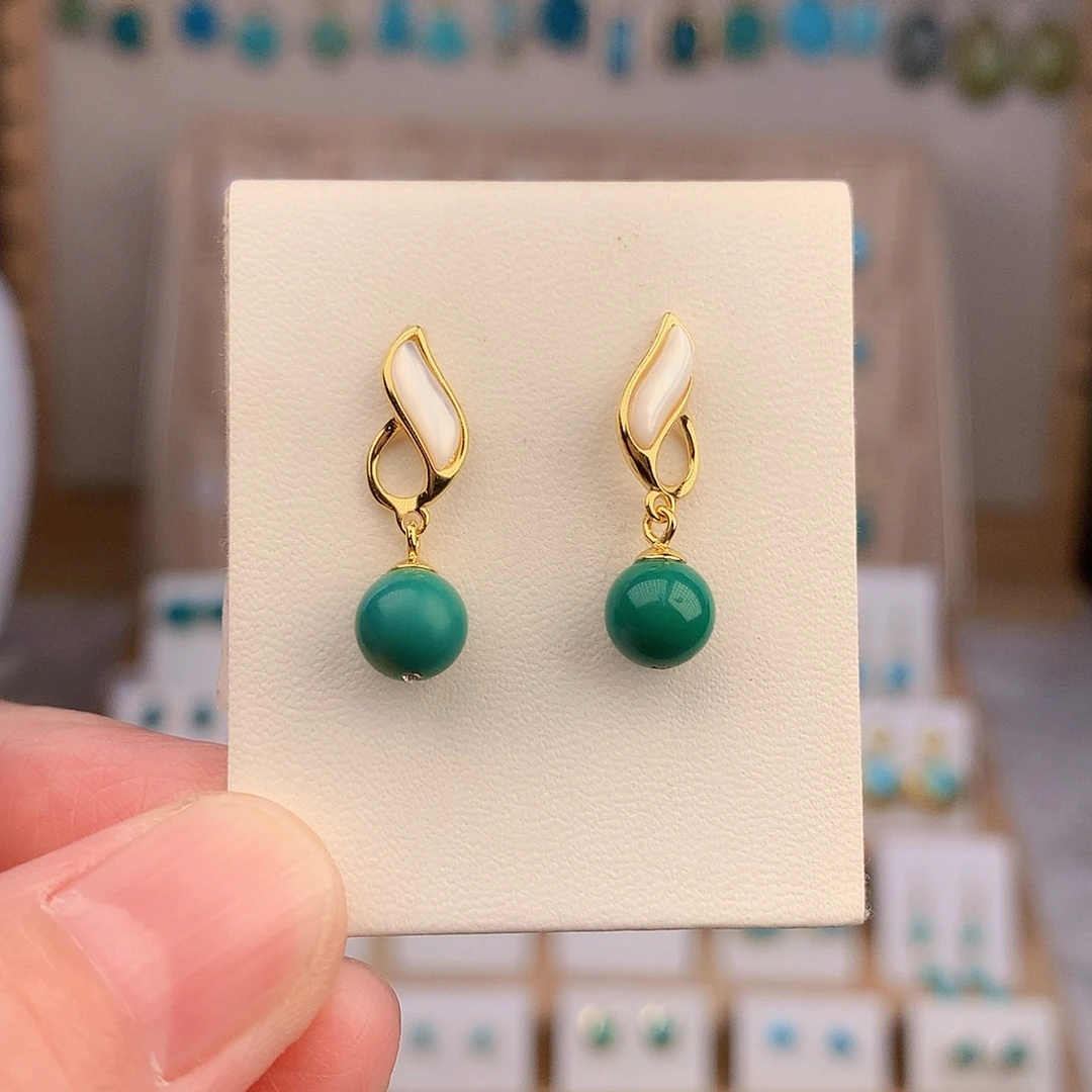 绿松石未镶嵌耳饰