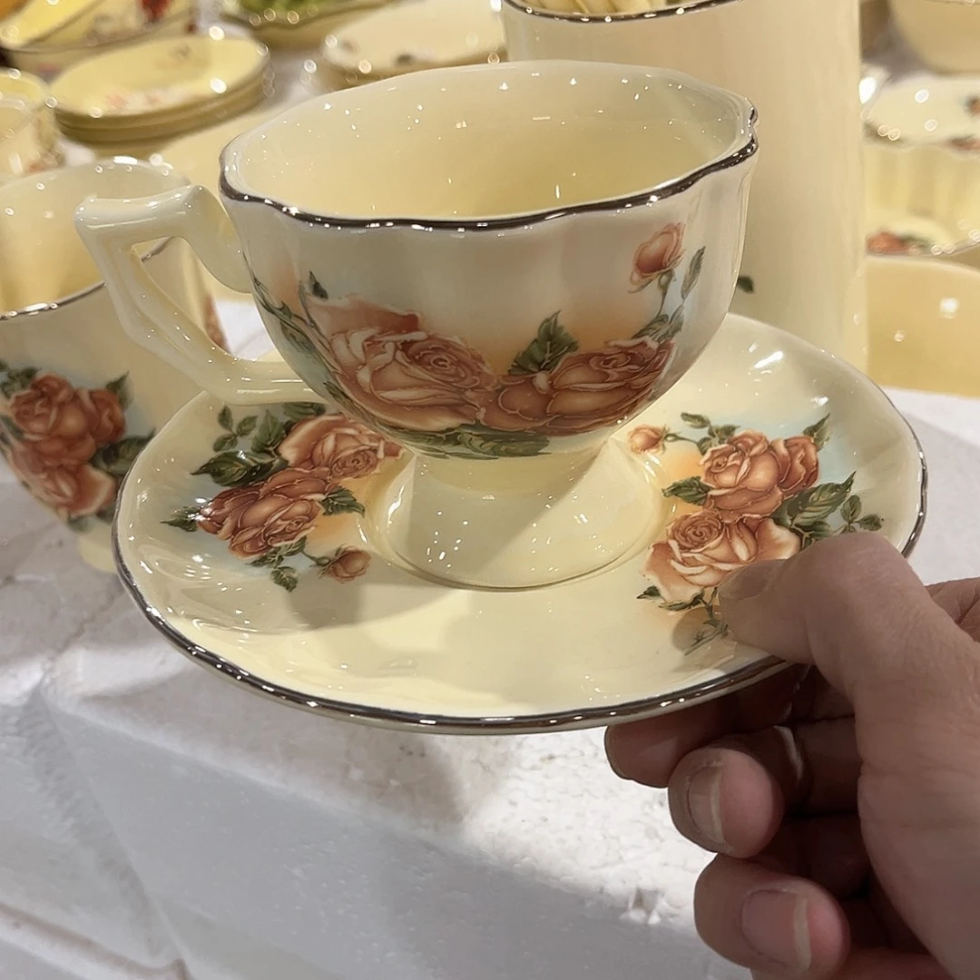 陶瓷…………………………………………