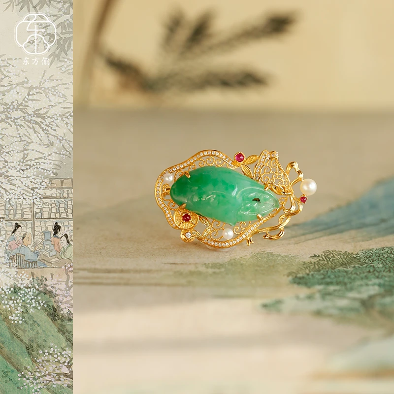 东方俪DOFUNLY【绿柳初】翡翠18K金蟹钳胸针吊坠镶嵌雕刻FCXZ空谷