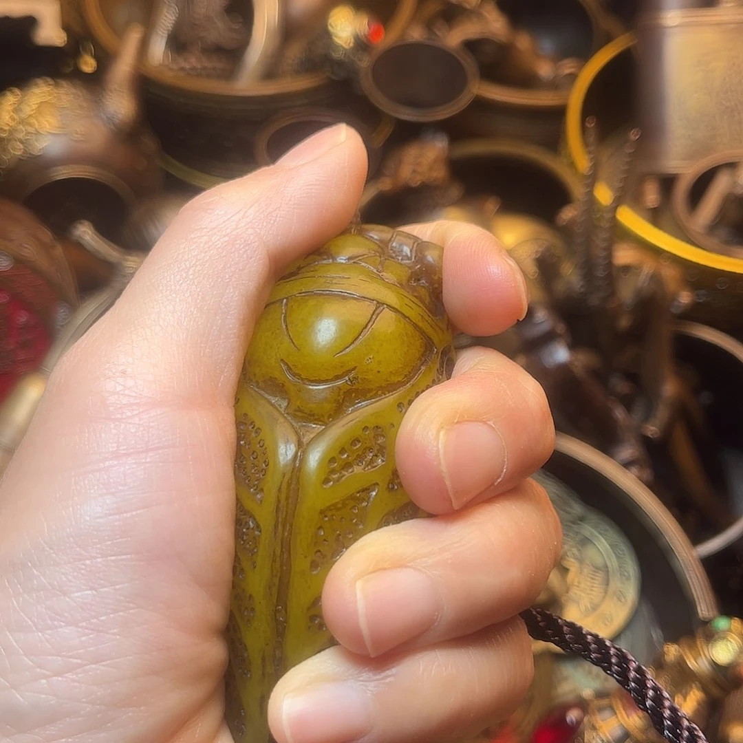 精美铜器工艺品等