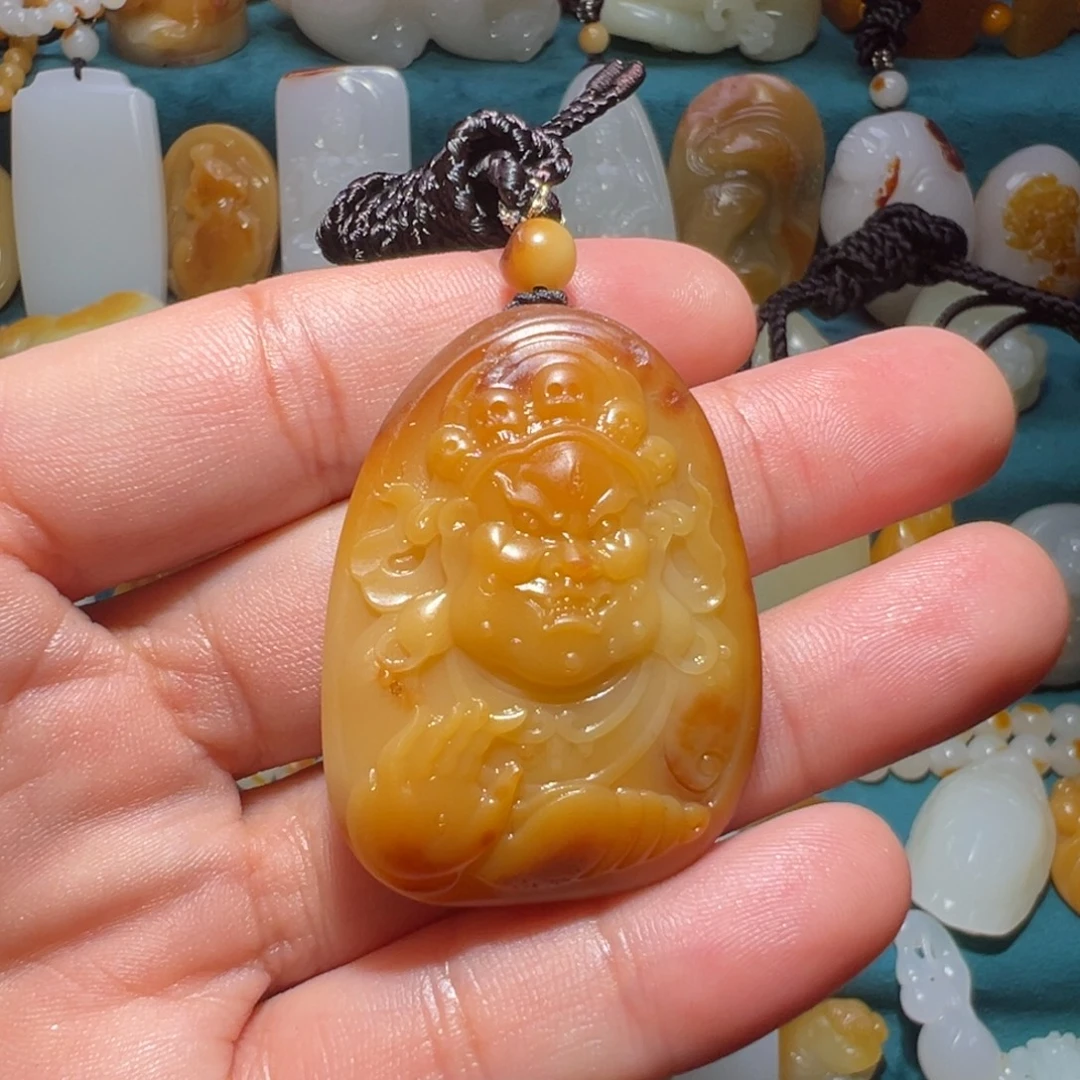 心***成和田玉未镶嵌挂件