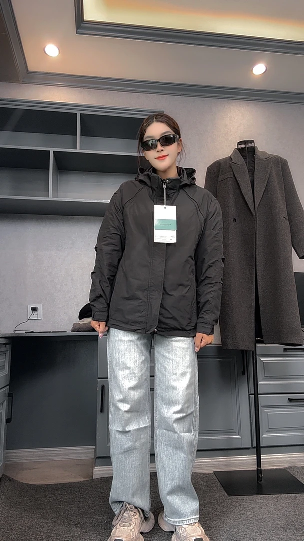 951新款冲锋衣百搭款短款外套