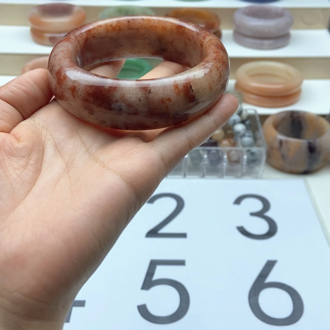 石英质玉手链未镶嵌啊*_