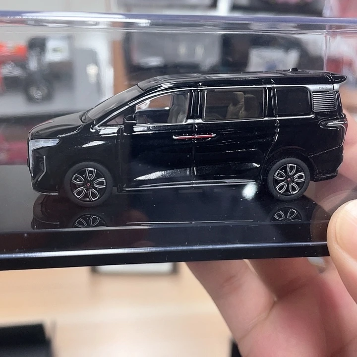 红色hq9车模合金设计