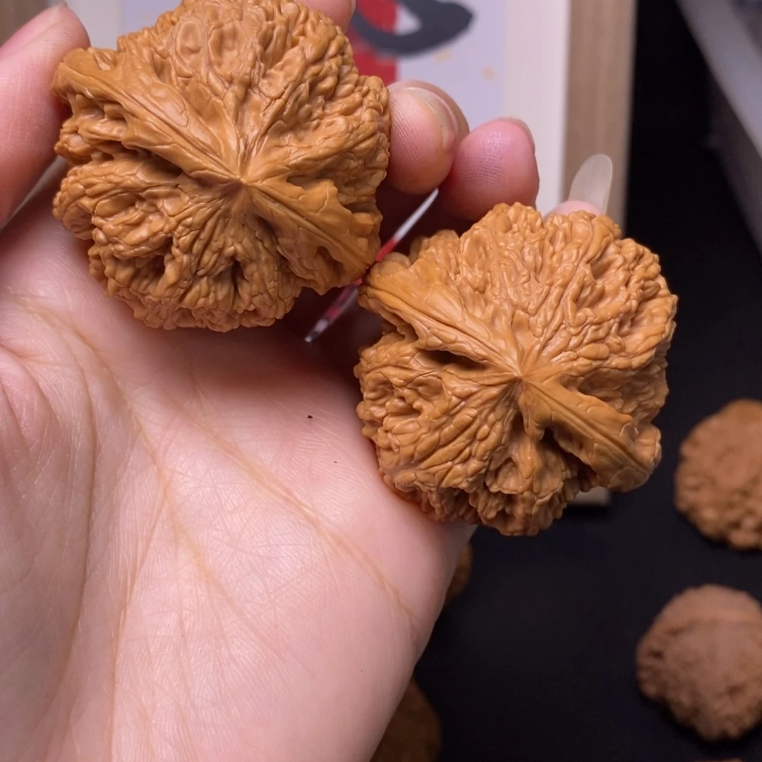 ****う吊坠文玩核桃大粗筋