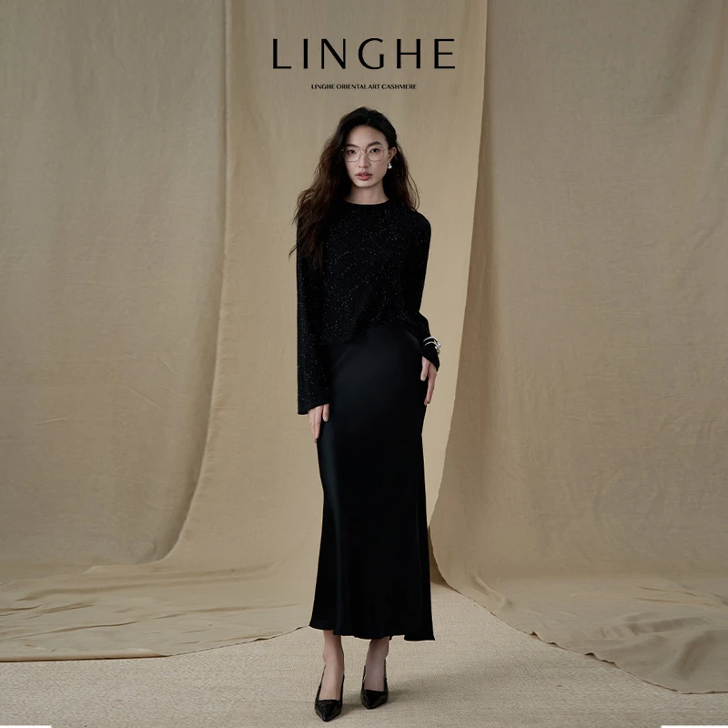 翎禾LINGHE 「星云梦野」-秋冬羊毛黑色亮珠片针织套头衫上衣