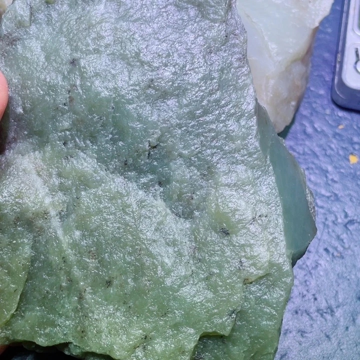 和田玉未镶嵌珠宝半成品