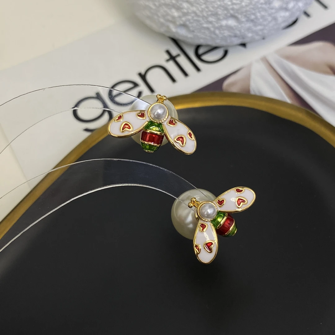 铜合金仿珍珠耳饰 女法式耳钉气质复古古风可爱手工国风彩色时尚