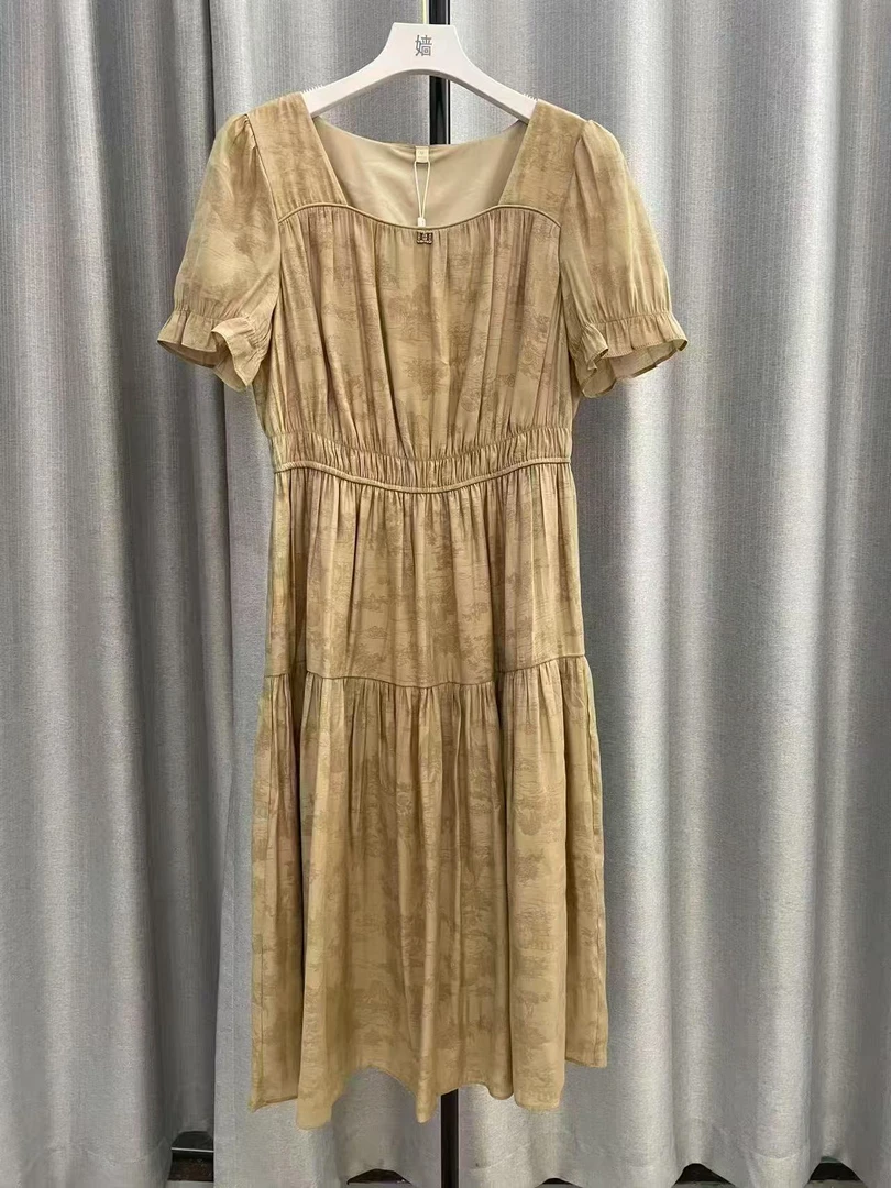 【QX471】春夏季出游新款法式碎花中长款修身泡泡袖紫色连衣裙女装